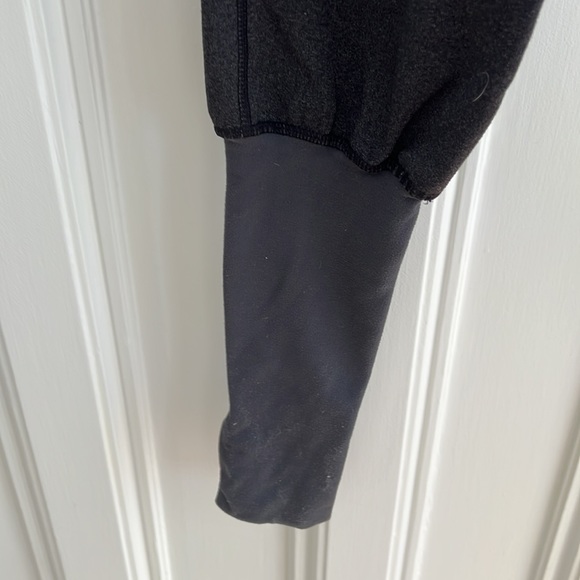 Super rare Pilates foldable lulu grey pleated pant - Picture 4 of 7